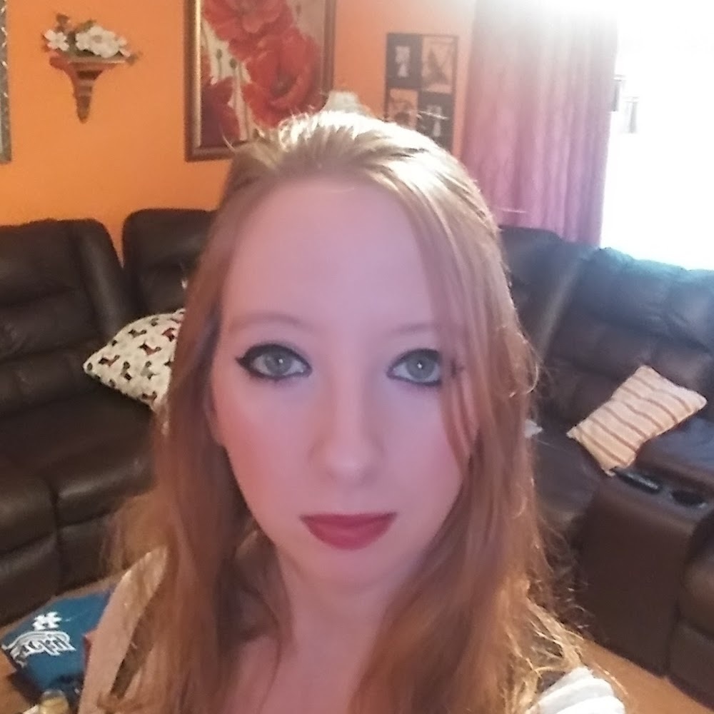 Meet your Posher, Carolena